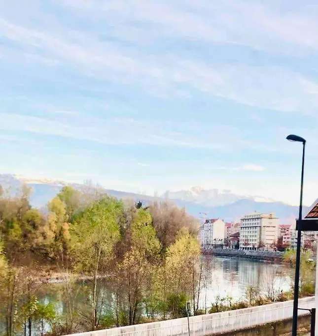 Les Quais, Vue Fleuve, Proche Gare & Parking Prive Lägenhet Saint-Martin-le-Vinoux